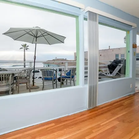 Beachfront Cottage Upper Unit Oceanside Exterior foto