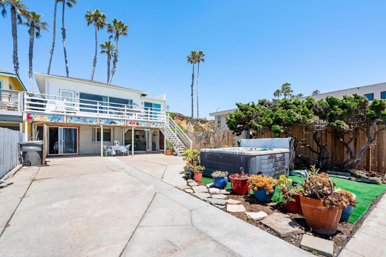 Beachfront Upper Unit Appartement *